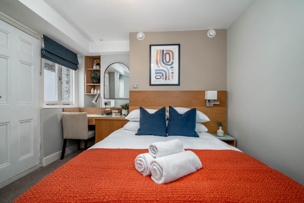 5 Doughty Street Apartment ลอนดอน ภายนอก รูปภาพ