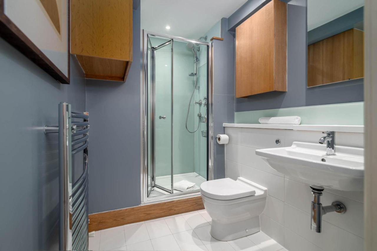 5 Doughty Street Apartment ลอนดอน ภายนอก รูปภาพ