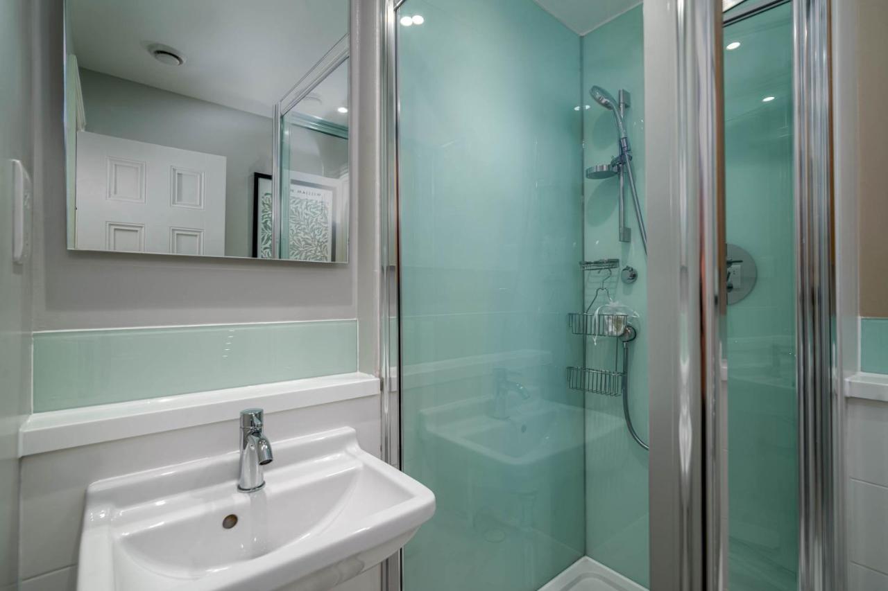 5 Doughty Street Apartment ลอนดอน ภายนอก รูปภาพ