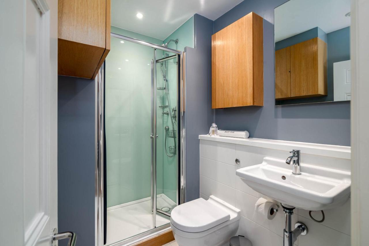5 Doughty Street Apartment ลอนดอน ภายนอก รูปภาพ