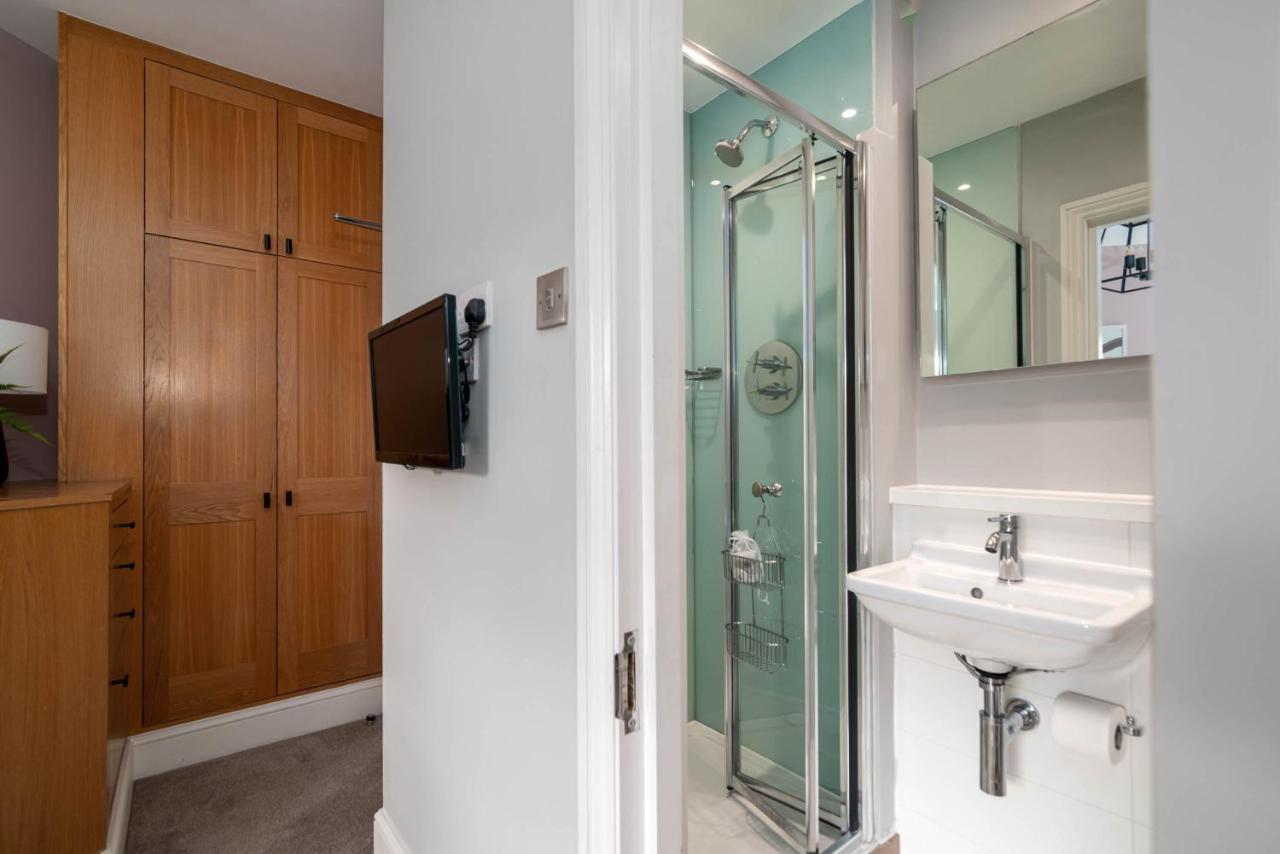5 Doughty Street Apartment ลอนดอน ภายนอก รูปภาพ